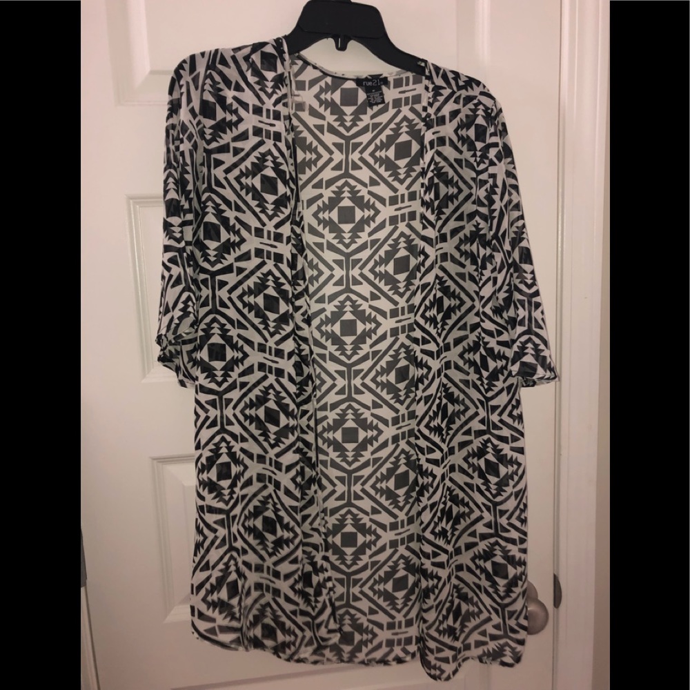 Kimono - Picture 1 of 1